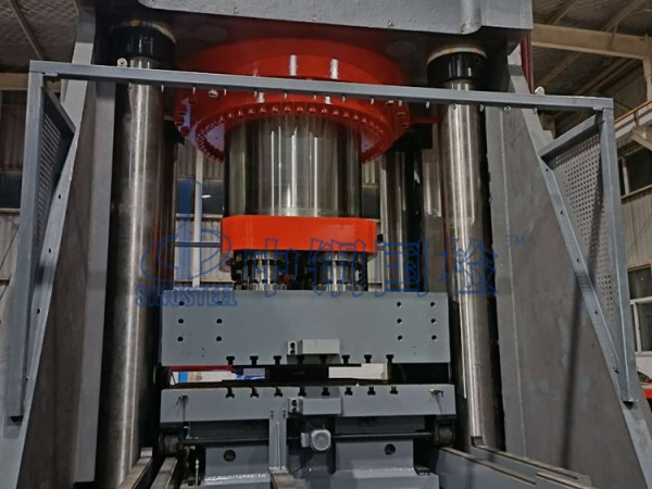 支座檢測設備：72000kN的減隔震裝置試驗系統